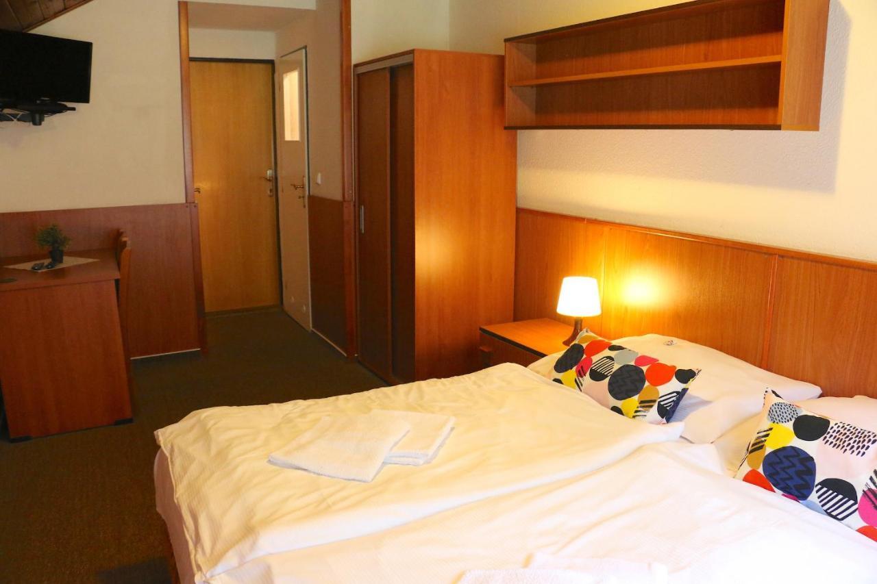 Hotel Maredis Kořenov Esterno foto
