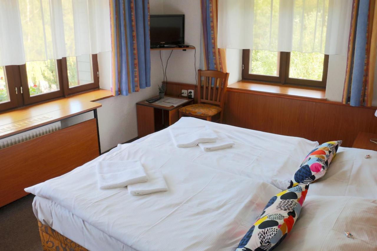 Hotel Maredis Kořenov Esterno foto