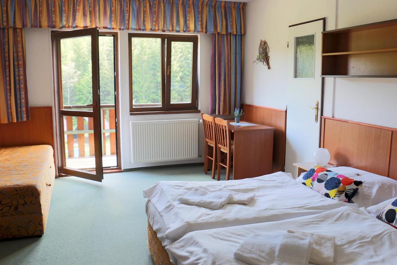 Hotel Maredis Kořenov Esterno foto