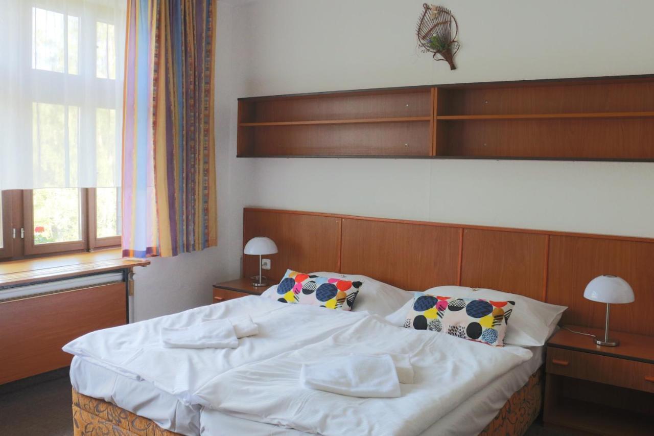 Hotel Maredis Kořenov Esterno foto
