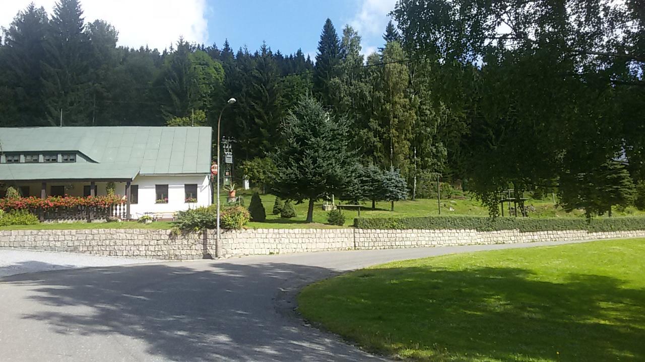 Hotel Maredis Kořenov Esterno foto