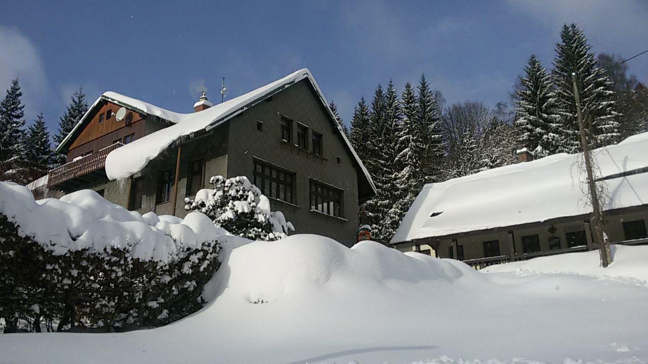 Hotel Maredis Kořenov Esterno foto
